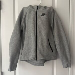 Youth Nike Tech fleece hoodie; size L